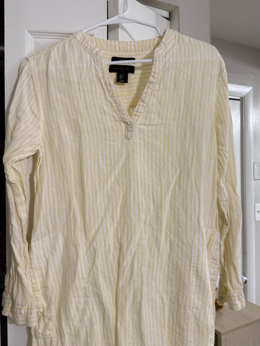 Tahari Men's Pale Yellow Striped Long Sleeve Tunic